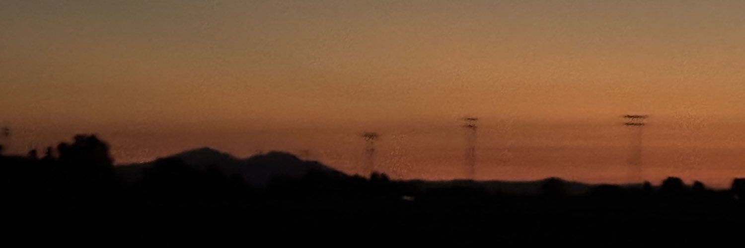 Saturn Sunset banner