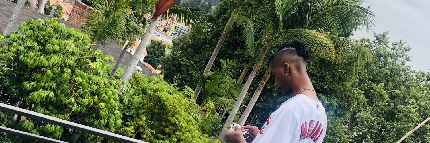 LiveSince2_k's profile banner image