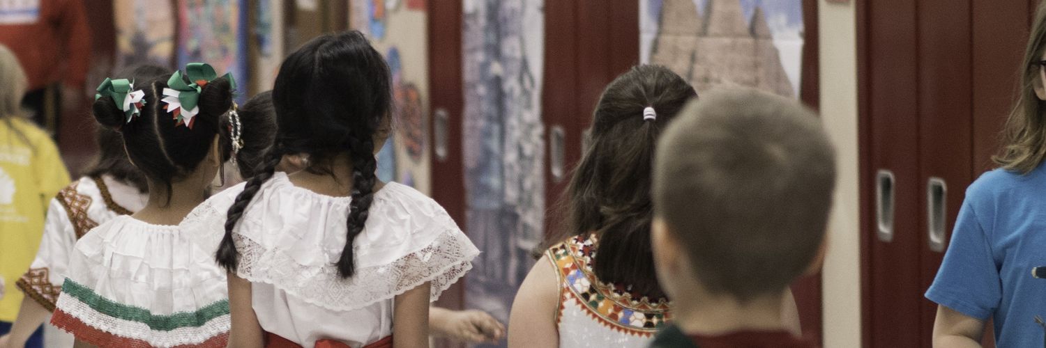 Mrs. Yalil Nieves banner