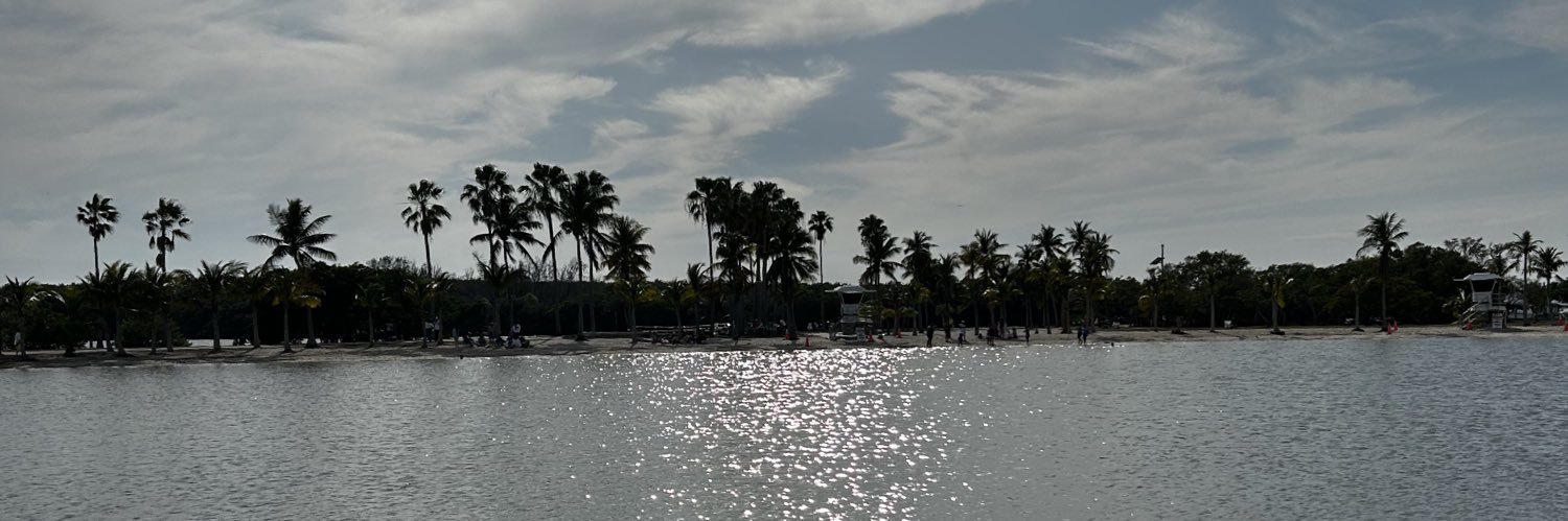 DebbisDominguez's profile banner image