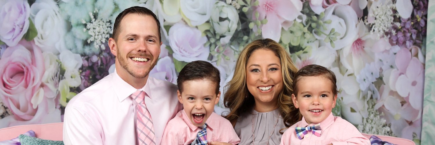 avaldezdarnell's profile banner image