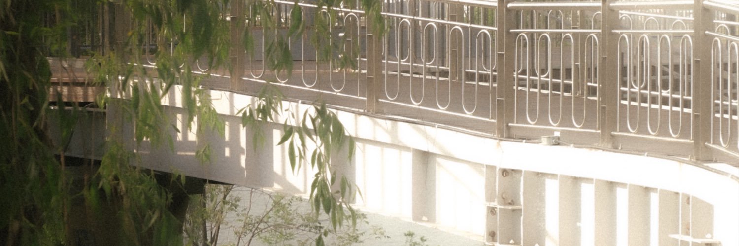 hesigeumm's profile banner image
