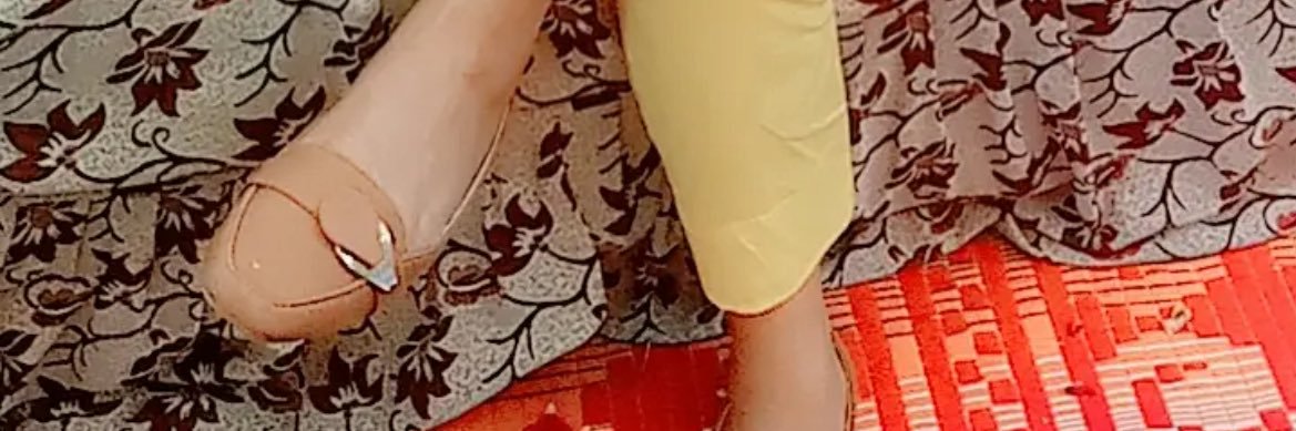 Malaika 🥵 banner