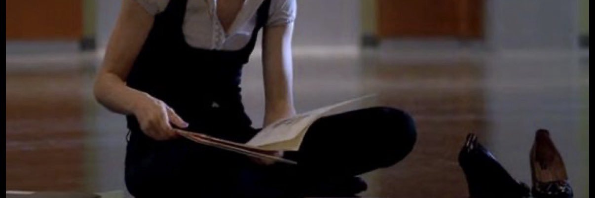 dr. cameron 🕯️🩻 banner