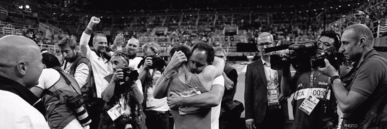 Chris Tomlinson banner