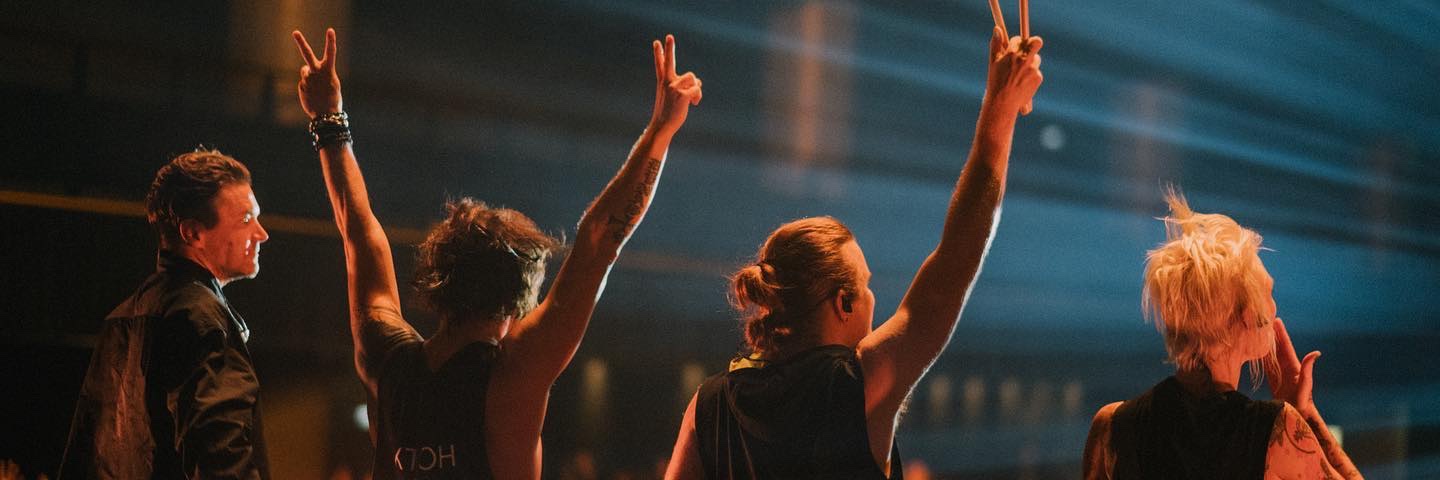 Pisklu's profile banner image