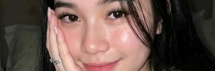 medelline putri banner