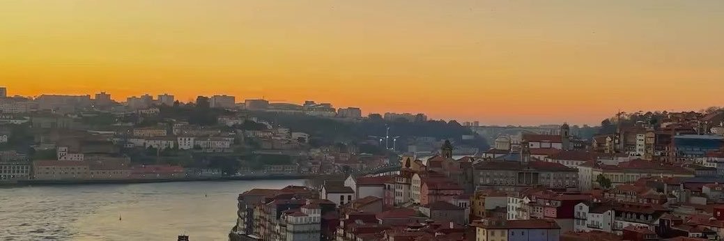 vicmoniz's profile banner image
