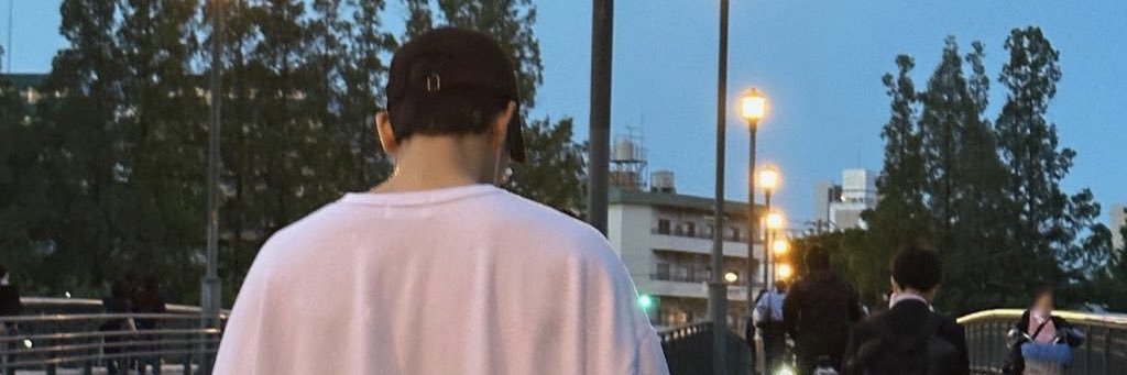 eompponng's profile banner image