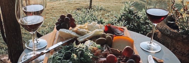 redwinegingraIe's profile banner image