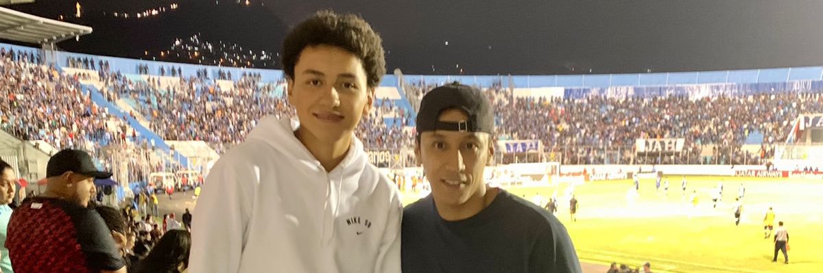 renanz08's profile banner image