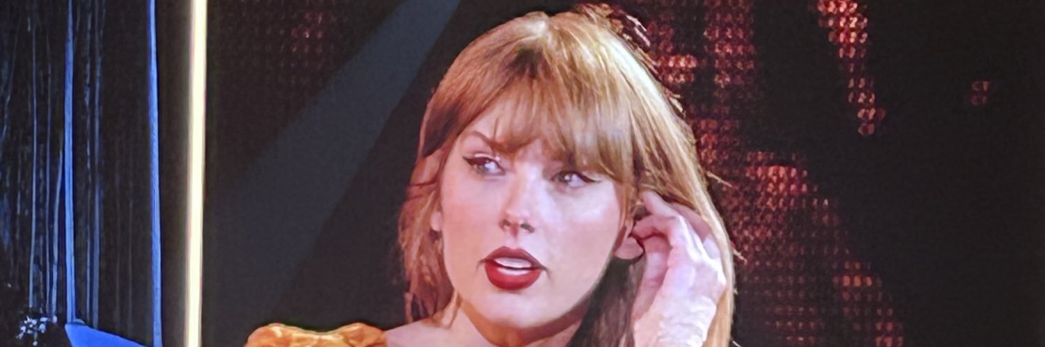 randi ☾ banner