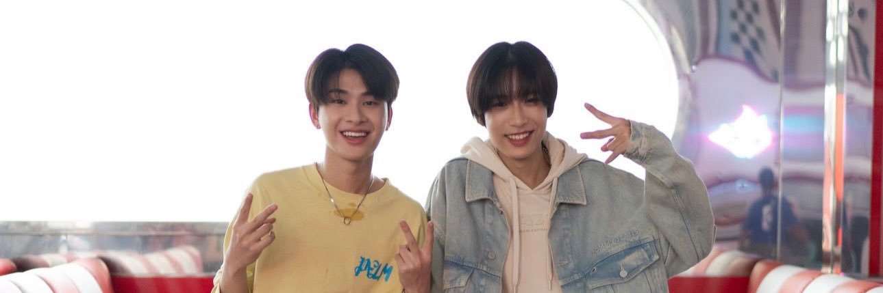 𝐋𝐢𝐭𝐭𝐥𝐞𝐦𝐨𝐨𝐧𝐥𝐚𝐧𝐝 (พี่จะอยู่) banner