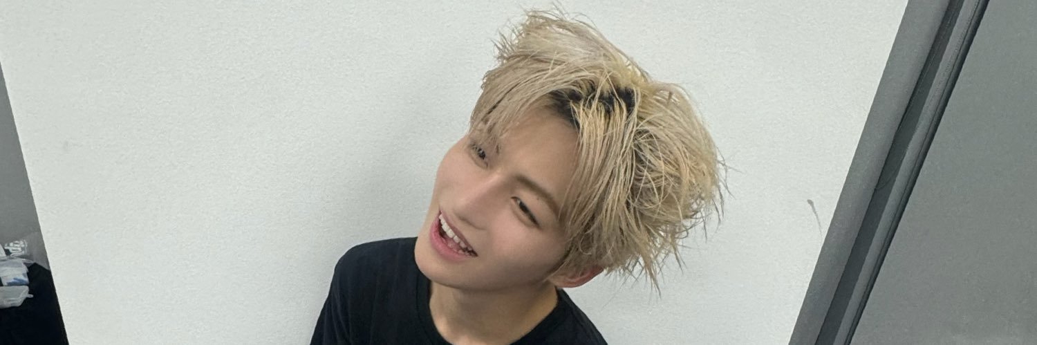 Jihoons Forehead banner