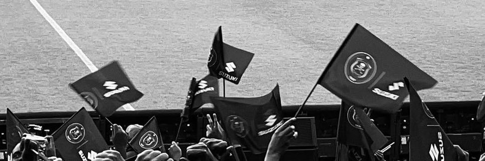 so random banner