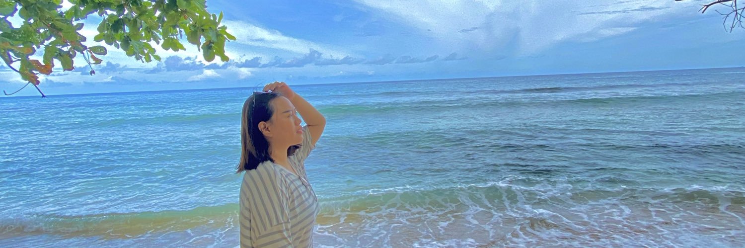 voicew_'s profile banner image