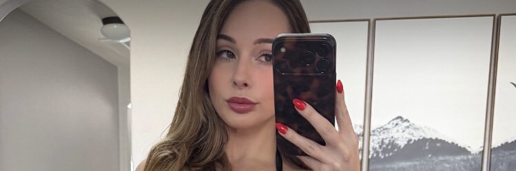 AngelinaRo4att's profile banner image