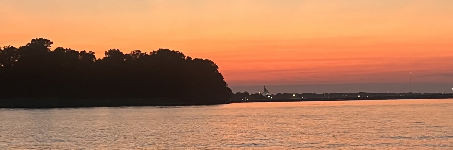 keintzly's profile banner image