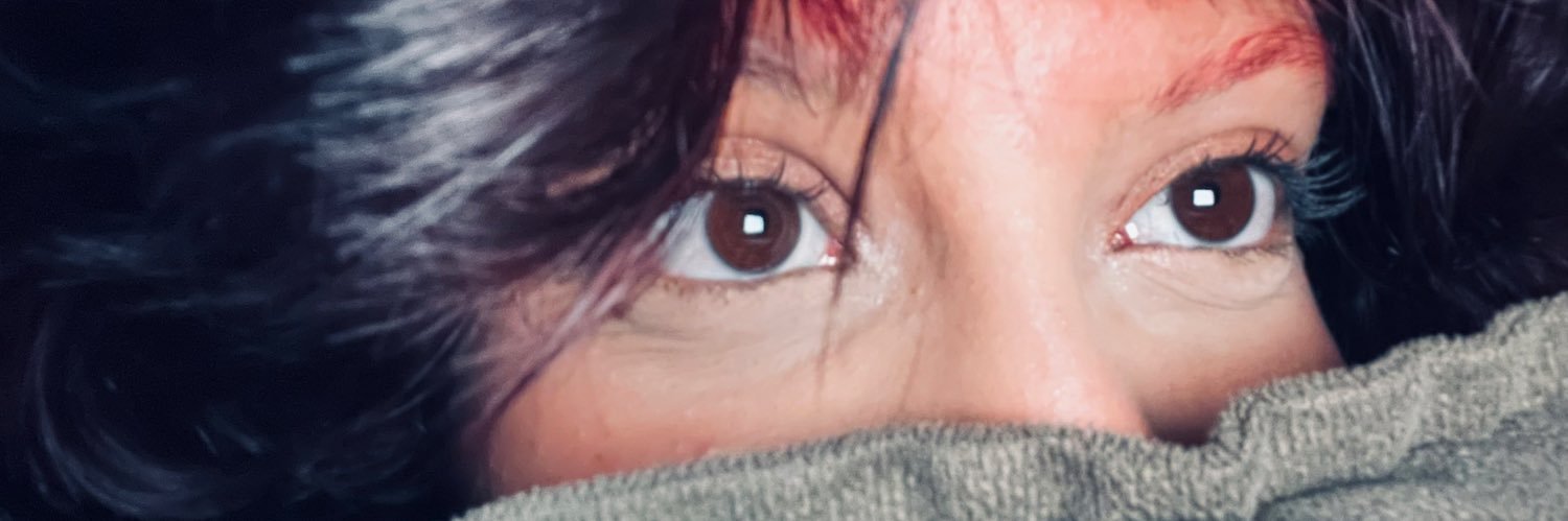 iluvangw's profile banner image
