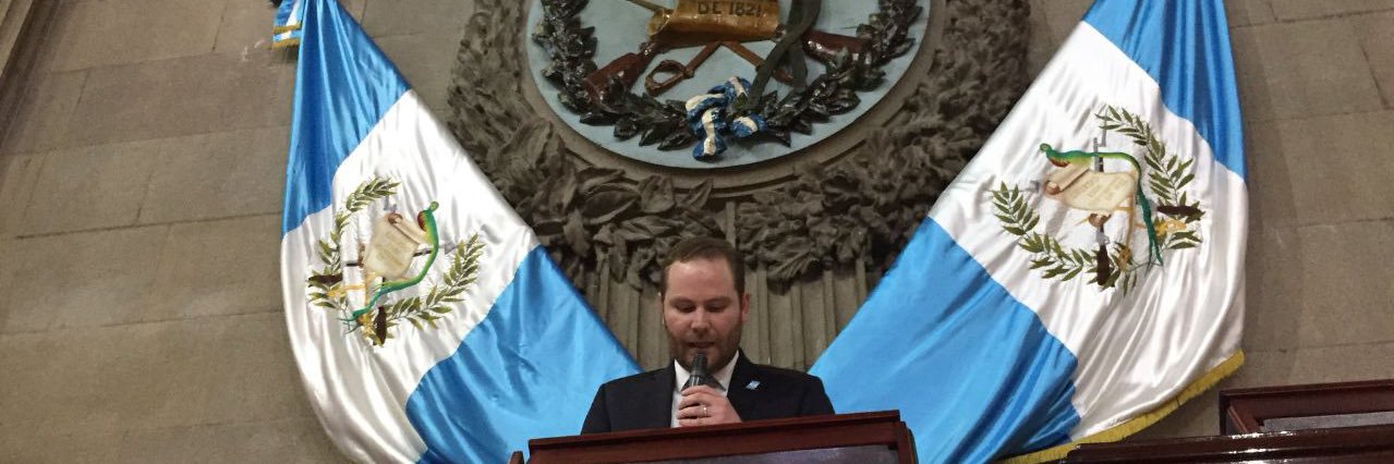 Alvaro Arzú 🇬🇹's banner