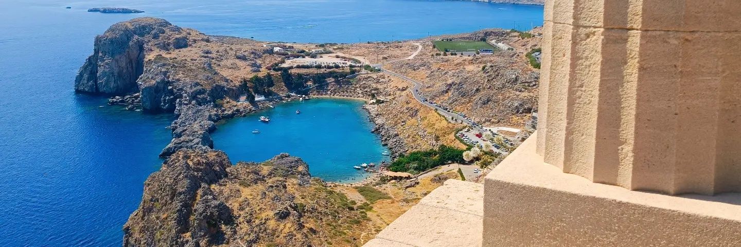 Leslie Aldana banner