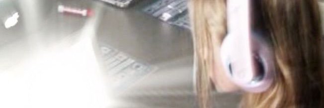 zey banner