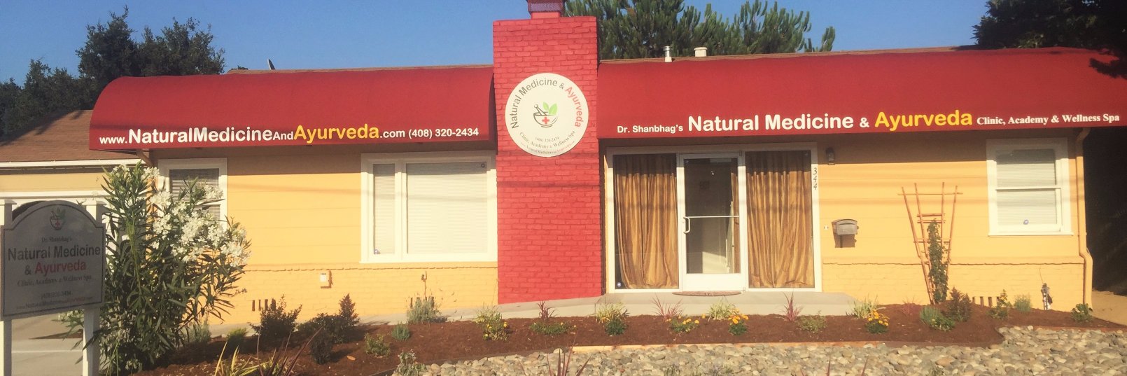 ayurveda_dr's profile banner image