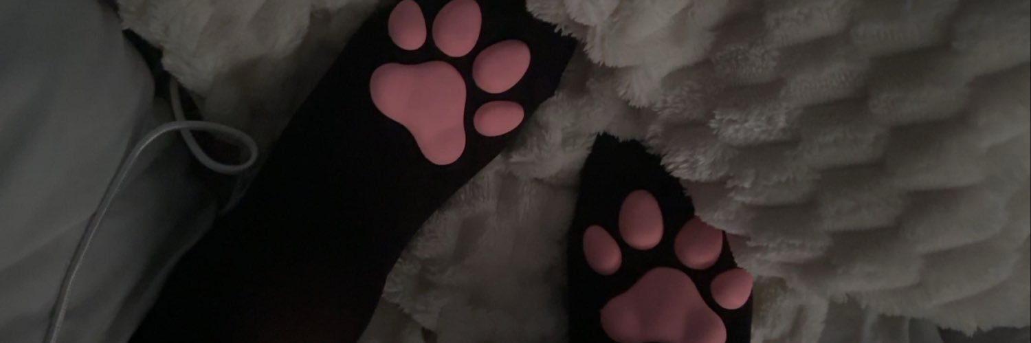 val banner
