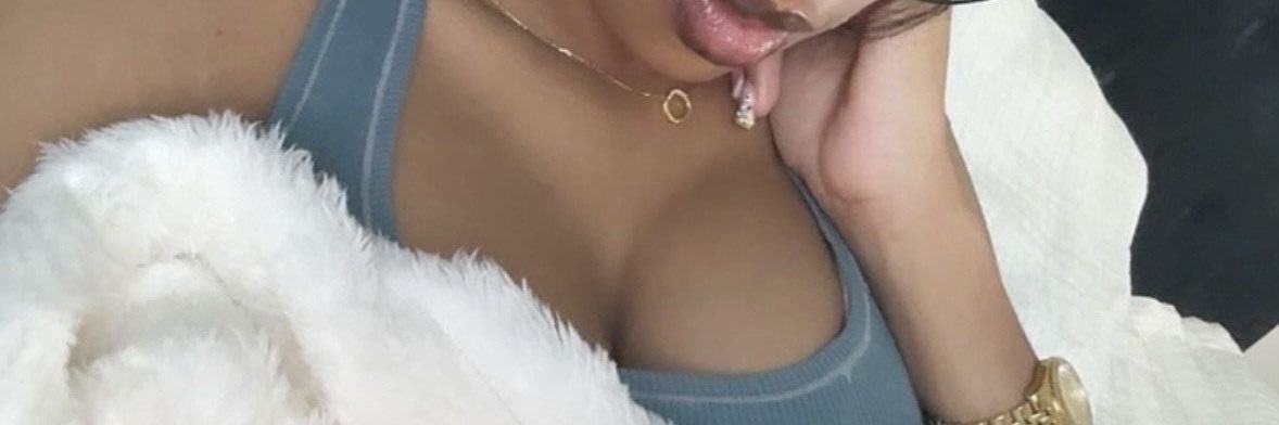 Chloe banner