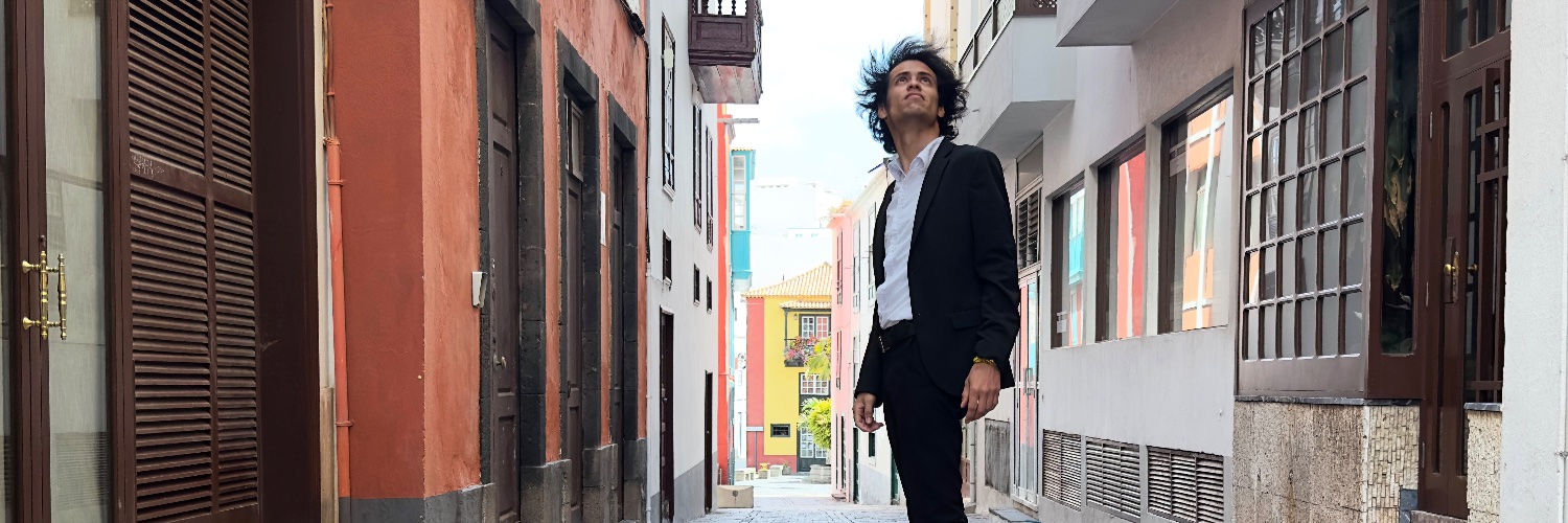 carvsomusic's profile banner image