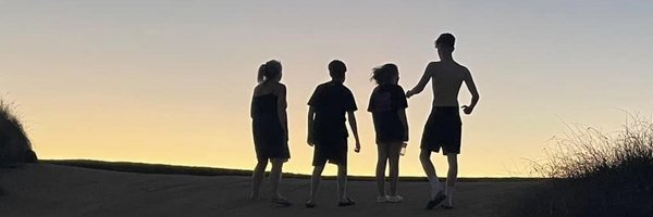 Lisa2672 Profile Banner