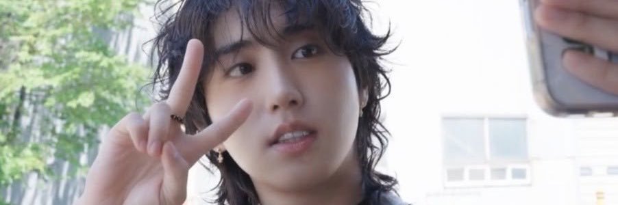 bv_skz8's profile banner image
