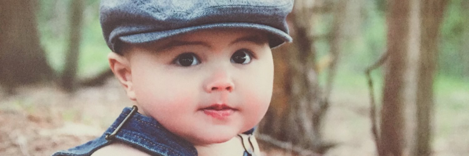 R0SiEST0NES's profile banner image