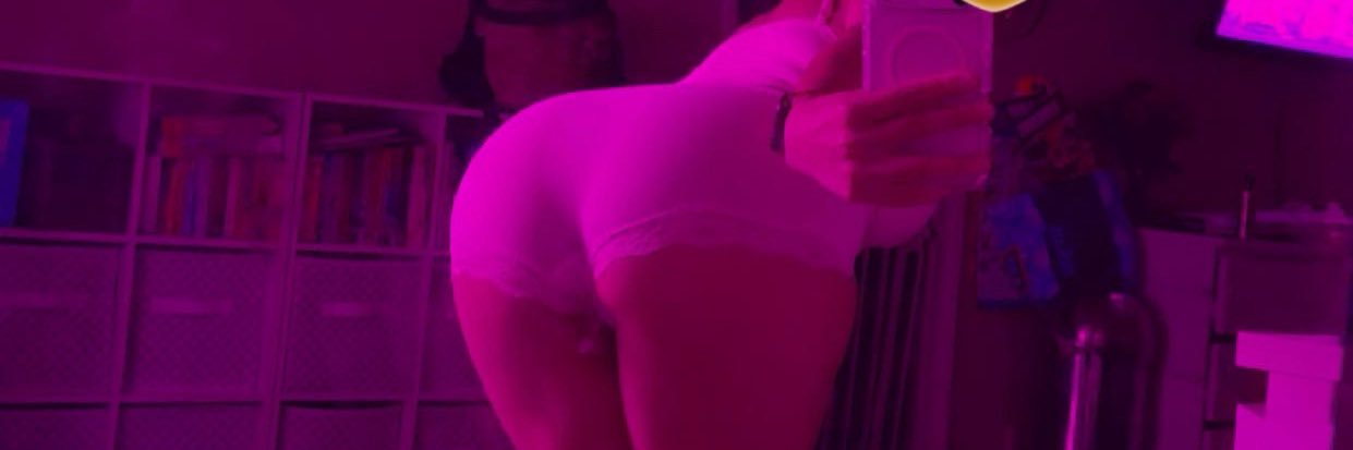 prettyfeethai's profile banner image