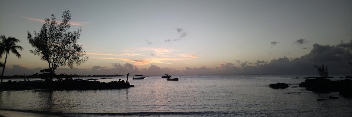 ahizade's profile banner image