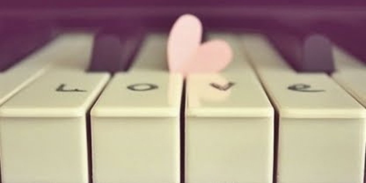 Vicky T banner