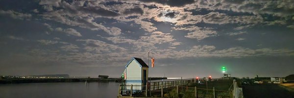 dmoonuk Profile Banner