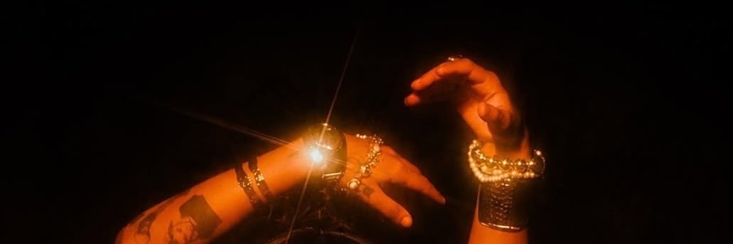 bbAnaCarolina's profile banner image