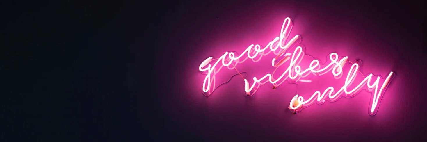 Mandy Mynx banner