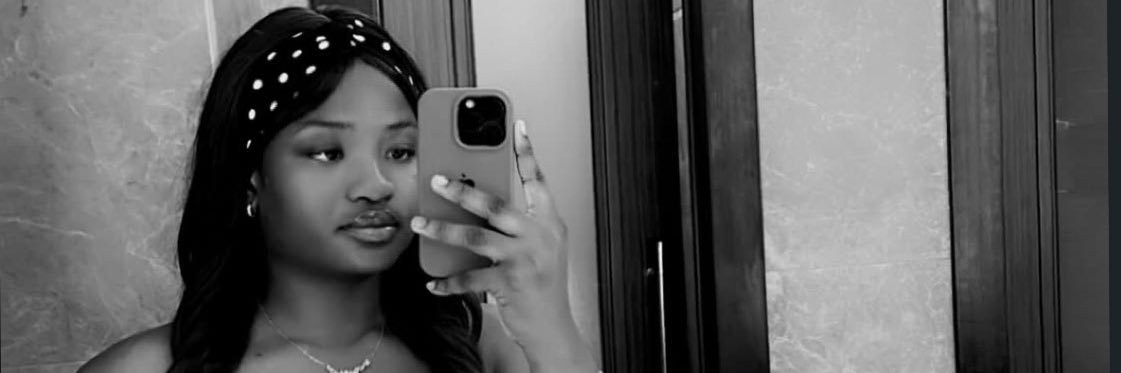 Prettylois banner