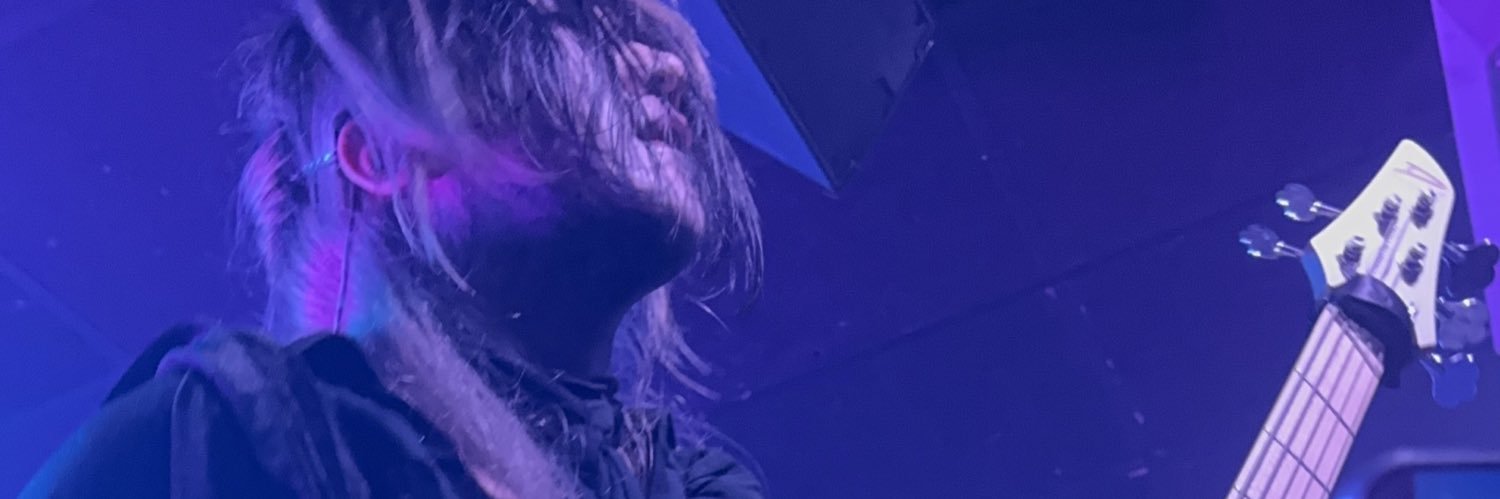 Z e r a † | missing MME💔 banner