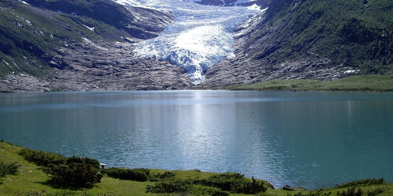 christian k johansen banner