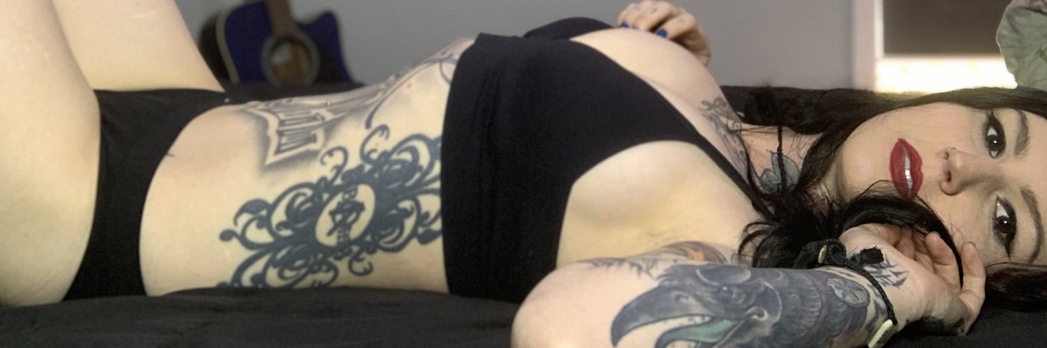 lucyfox69's profile banner image
