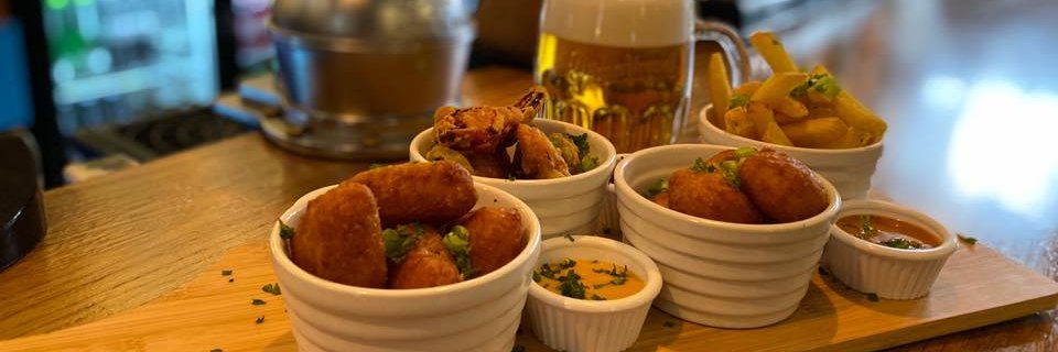 The Wine Vaults banner