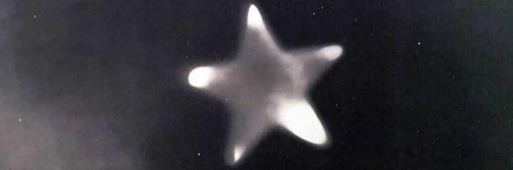 ari ᵕ̈ banner