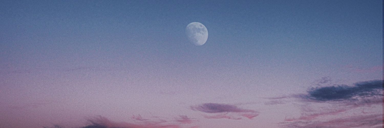 Amiyake17's profile banner image
