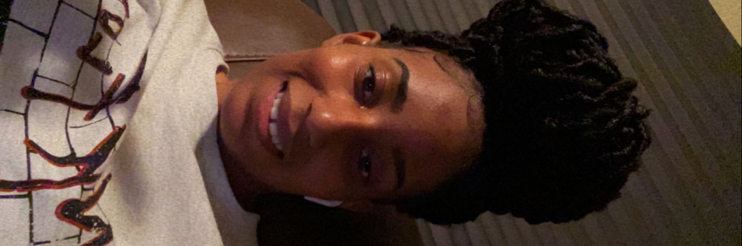 Toriiii_W's profile banner image