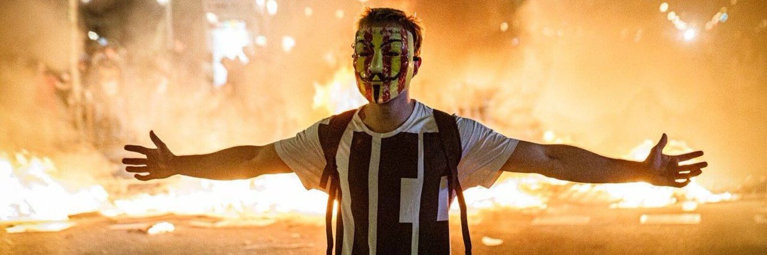 llevataps's profile banner image