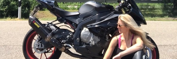 Julika banner