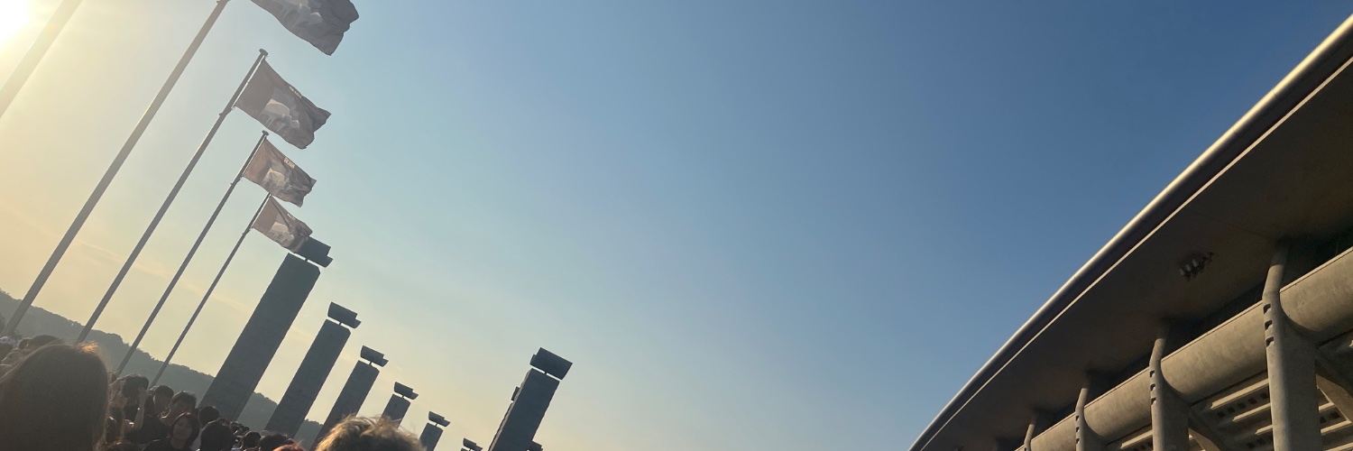 382828om's profile banner image